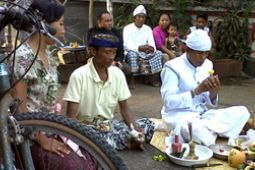 RITUAL "PENGULAPAN"