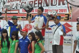 JUARA UMUM PIALA GUBERNUR
