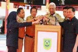 Gubernur Puji Berau