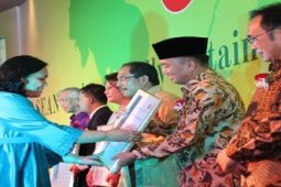 PENGHARGAAN KOTA TERBAIK