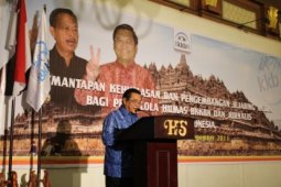 Kepala BKKBN Sugiri Syarief