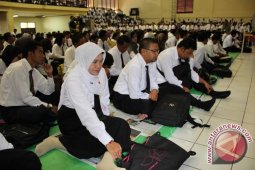 Ujian PNS Kukar Lesehan Dampak Ambruk Jembatan