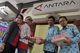 HUT 74 PERUM LKBN ANTARA