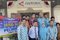 HUT 74 PERUM LKBN ANTARA