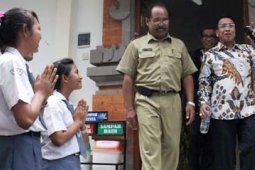 KUNJUNGAN ANGGOTA DEWAN