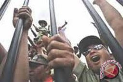 Honor kades dibayar akhir Januari