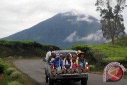 Wisata alam lereng ciremai mulai dipadati pengunjung