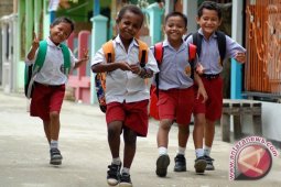 Ajak anak awasi jajanan sekolah