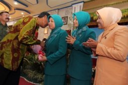 HARI IBU
