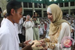 Korban Tabrakan Perahu Tradisional Terima Santunan
