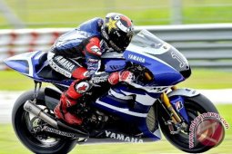 Lorenzo menangi balap pembuka musim MotoGP di Qatar