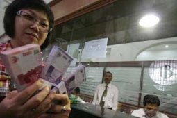 PENUKARAN UANG MENINGKAT