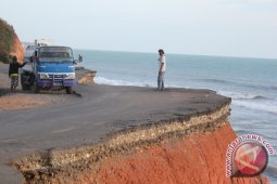 Pengguna jalinbar keluhkan rambu jalan minim