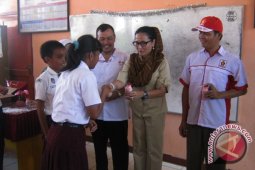 Ribuan siswa SD Bengkulu dapat susu gratis Gerindra