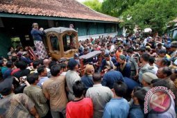 Menafsirkan isyarat dalam jamasan jimat Kalisalak