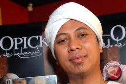 Opick Meriahkan Halal Square Fair Di Bontang
