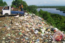 Sampah mengancam ekosistem "Danau Dendam Tak Sudah"