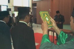 AMBIL SUMPAH
