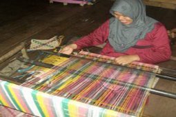 MASIH BERTAHAN