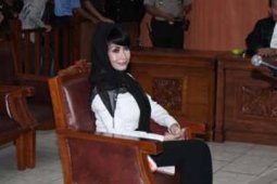 DIVONIS 8 TAHUN PENJARA