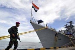 KAPAL PERANG INDIA