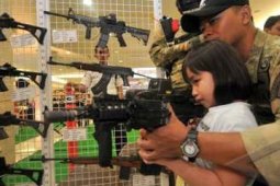 PAMERAN SENJATA