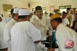 ADVERTORIAL - Tanbu Naikkan Beasiswa Santri Berprestasi