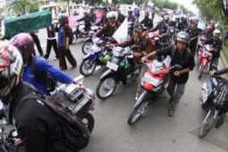AKSI DORONG MOTOR