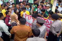 DIALOG TOLAK BBM