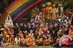 Sie Jin Kwie Teater Koma adaptasi  tradisi tutur Jambi?