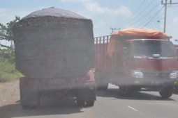 TRUK BATUBARA