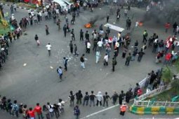 BLOKIR JALAN