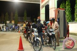 Polisi Bontang Jaga SPBU dan Mobil Tangki