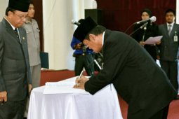 RESHUFFLE KABINET