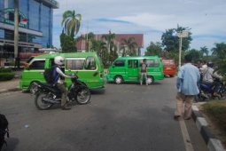 Blokir Jalan