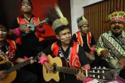 PAPUA CENTER