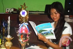 Mahasiswi UNIB jadi Putri Kampus 2012