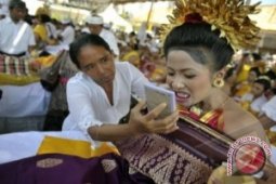 148 Warga Denpasar Ikut "Potong Gigi" Massal