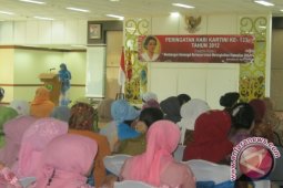 Bupati Minta Kaum Ibu Tidak Lupa Kodrat