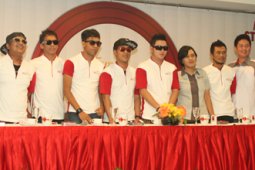 KONSER FIVE MINUTES