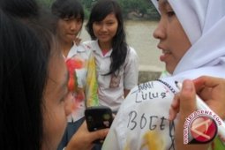 Jangan berlebihan rayakan kelulusan