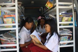 PERPUSTAKAAN KELILING