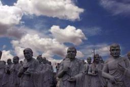 SERIBU WAJAH BUDHA