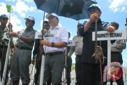 Menhut: Perhatikan Kesejahteraan Petugas Konservasi