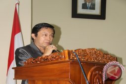 Bupati HST Sampaikan Lima Raperda