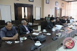 Pensiunan TNI Pondok Wira Mengadu Ke DPRD Kaltim