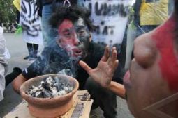 PERINGATI TRAGEDI