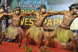PROMOSI PARIWISATA LEWAT BALI