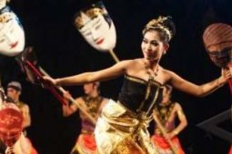 TARIAN TRADISIONAL