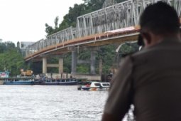 Blokir Sungai Mahakam